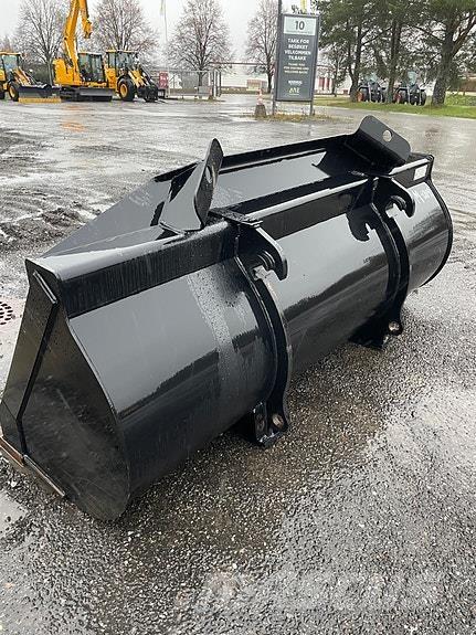 JCB med BM Rehvid, rattad ja veljed