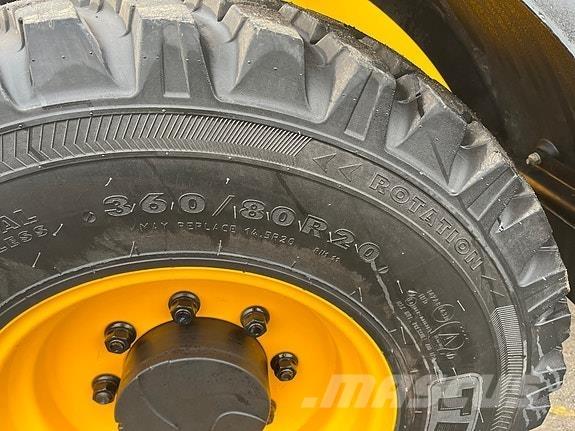 JCB TM220 Rataslaadurid