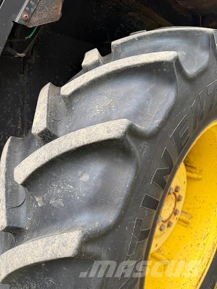 John Deere 2040 Traktorid
