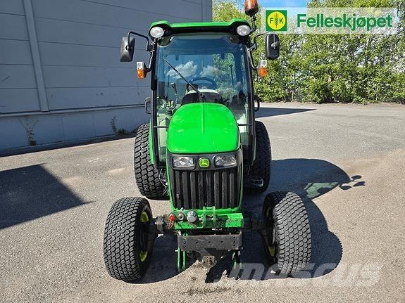 John Deere 4720 Traktorid