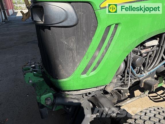 John Deere 4720 Traktorid