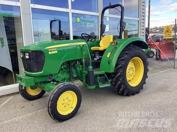 John Deere 5055E Traktorid