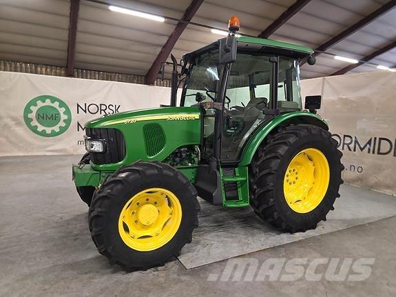 John Deere 5720 Traktorid