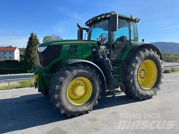 John Deere 6215 R Traktorid