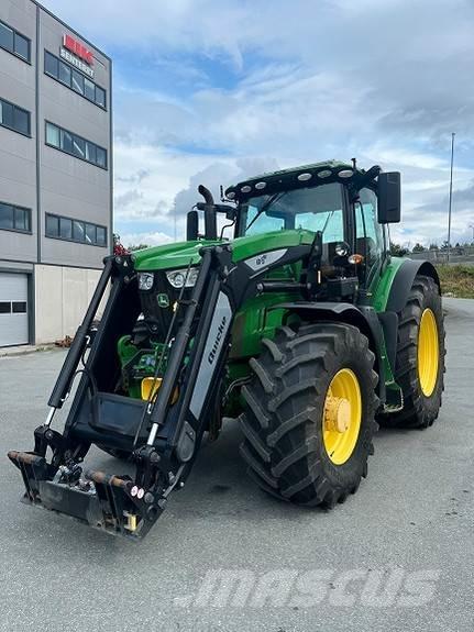 John Deere 6215 R Traktorid