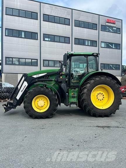 John Deere 6215 R Traktorid