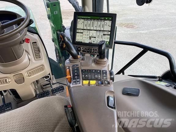 John Deere 6215R Traktorid