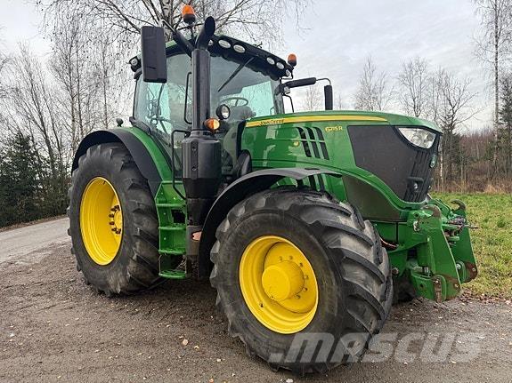 John Deere 6215R Traktorid