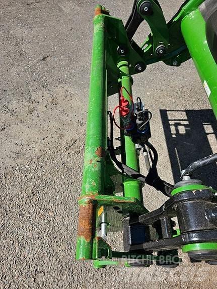 John Deere 6r215 Traktorid