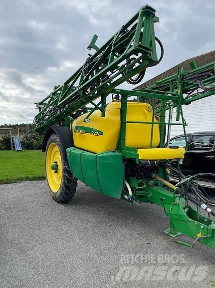 John Deere 732i Iseliikuvad pritsid