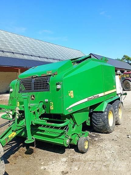 John Deere 744 Ruloonpressid