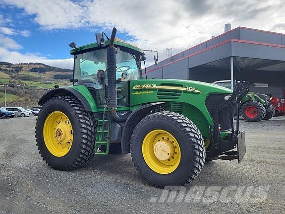 John Deere 7720 Traktorid
