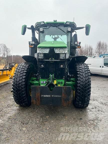 John Deere 7R330 Traktorid