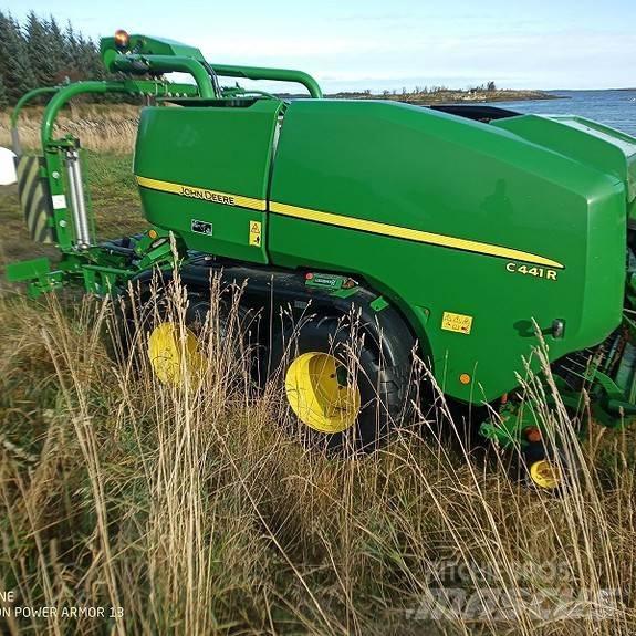 John Deere C441R Ruloonpressid