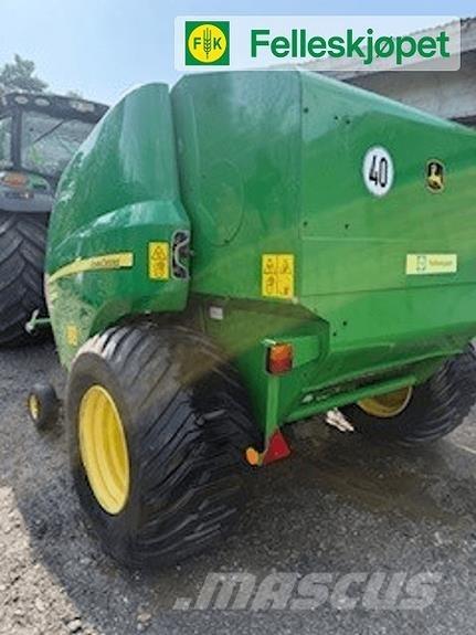 John Deere F440R Ruloonpressid