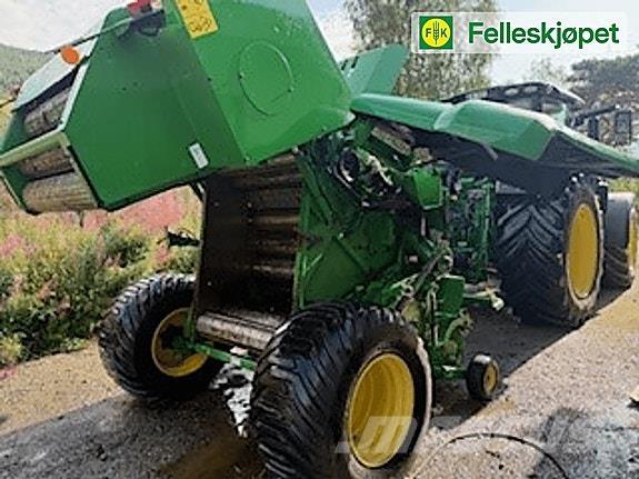 John Deere F440R Ruloonpressid