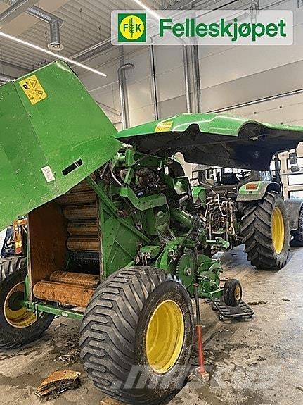 John Deere F441 Ruloonpressid