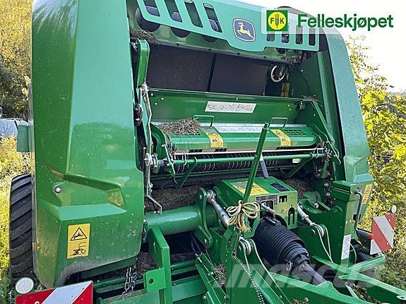 John Deere V451r Ruloonpressid