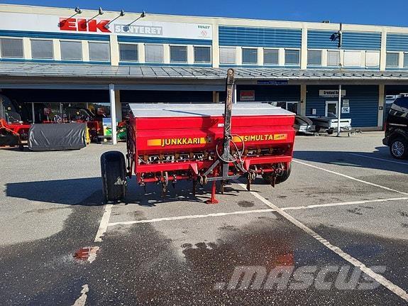 Junkkari 2500 Külvikud