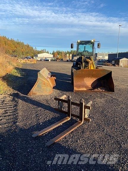 Komatsu WA80M-7 Rataslaadurid