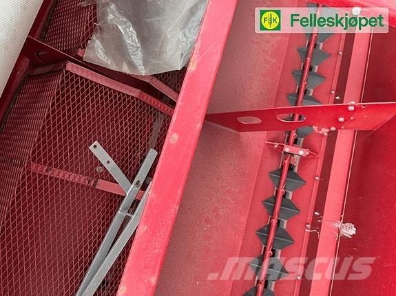 Kongskilde HT 3000 Mineraalväetise laoturid