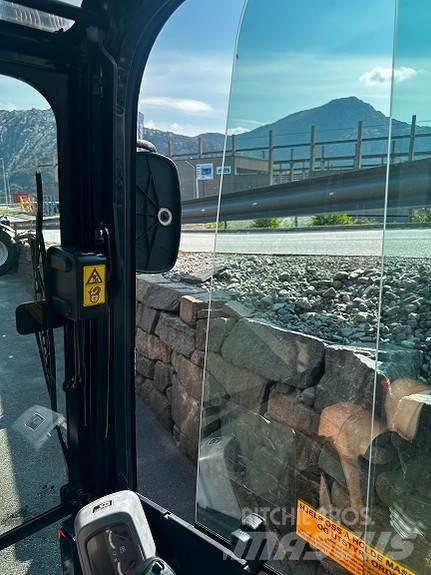 Kubota KX 019-4 Miniekskavaatorid < 7 t