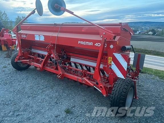 Kuhn Premia 4000 Mineraalväetise laoturid