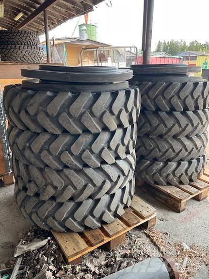 Kumho 10.00-20 Rehvid, rattad ja veljed