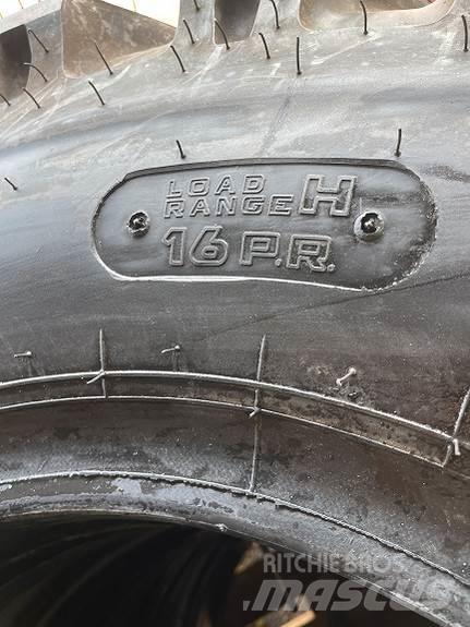 Kumho 10.00-20 Rehvid, rattad ja veljed