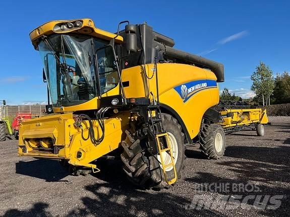 New Holland CX5080 Teraviljakombainid