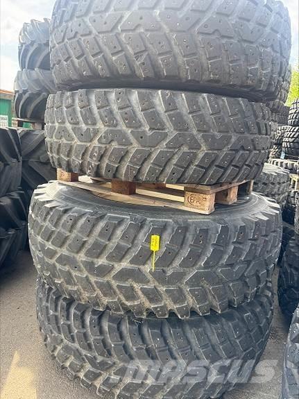 Nokian TRI 2 Rehvid, rattad ja veljed