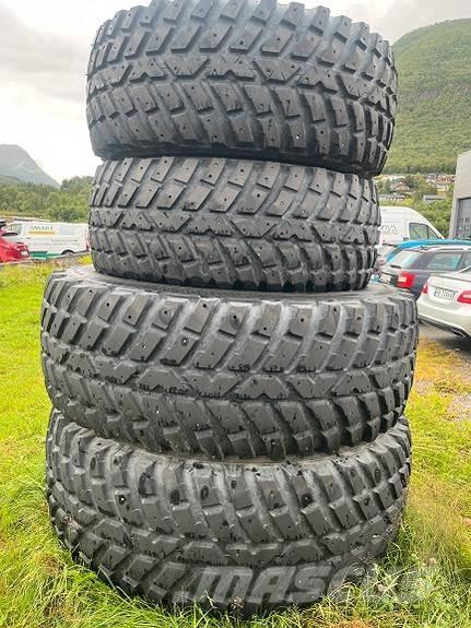 Nokian TRI2 Rehvid, rattad ja veljed