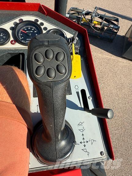 Norcar A7035 Kompaktlaadurid