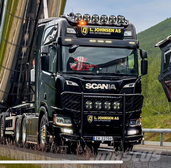 Scania R770 6X4 Sadulveokid