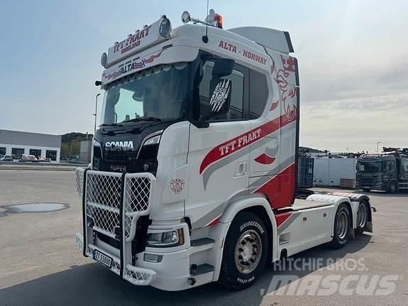 Scania S540 6X2 Sadulveokid