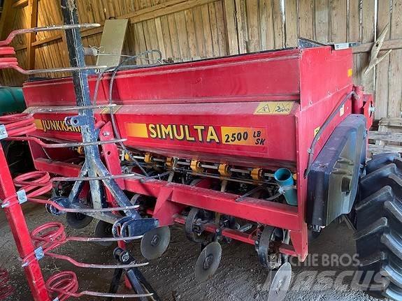 Simulta 2500 LB/SK Mineraalväetise laoturid