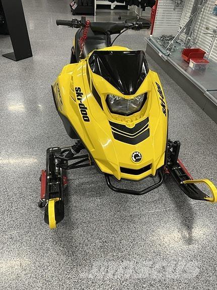 Ski-doo MXZ 120 Mootorsaanid