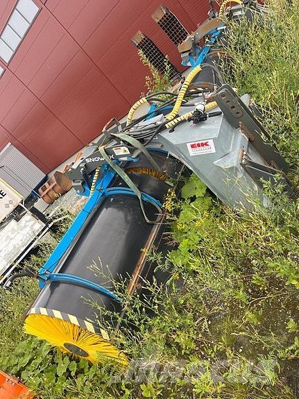 Snowek AH 330 Muud teekoristamise ja lumekoristamise masinad