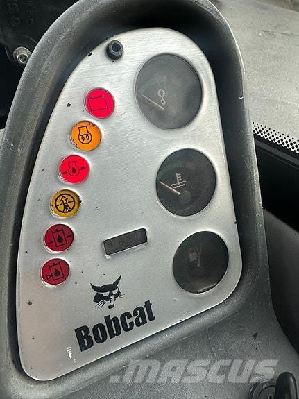 Terex HR 32 Roomikekskavaatorid