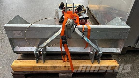  Tippskuffe 120cm Üldotstarbelised haagised