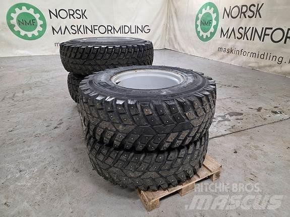  TRI 2 Vinterdekk Traktorid