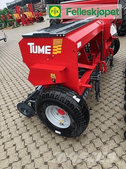 Tume CK 3000 Sõnnikulaoturid