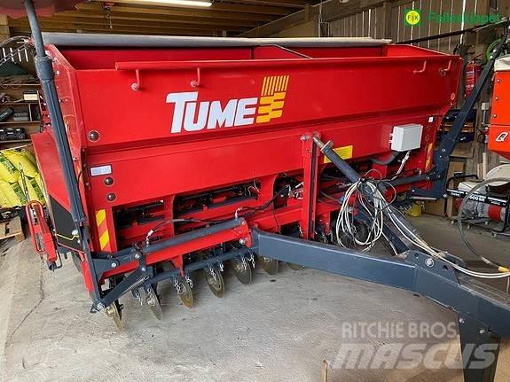 Tume HKL JC 3000 Mineraalväetise laoturid