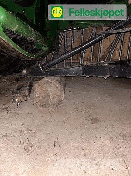 Tume kl 2500 Sõnnikulaoturid