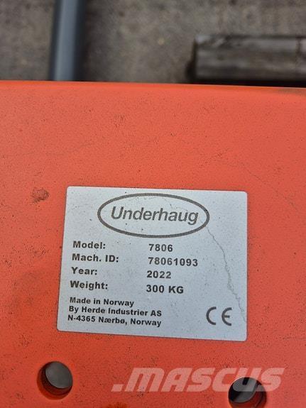 Underhaug 7813 Ruloonpressid