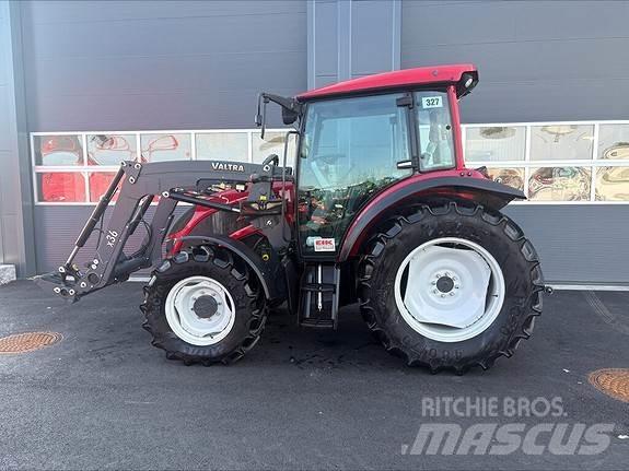 Valtra A 74 Traktorid