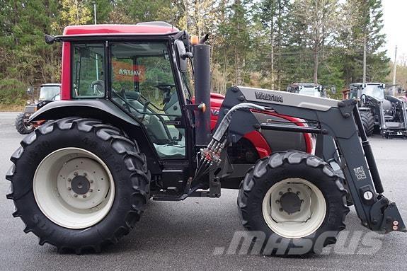 Valtra A93 Traktorid
