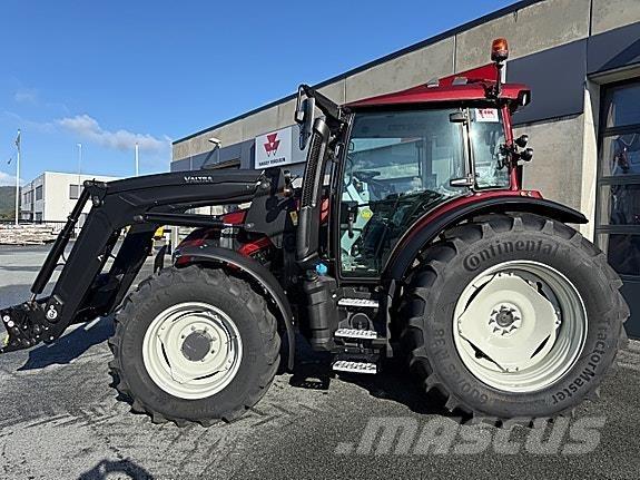 Valtra G135 Versu Traktorid