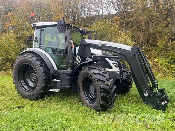 Valtra G135A Traktorid