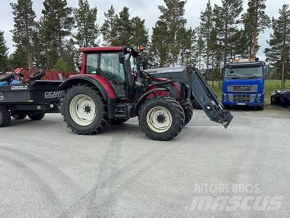 Valtra N122 Traktorid